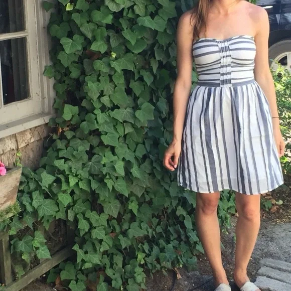 GAP | Dresses | Gap Smocked Dress With Pockets | Poshmark GAP | Dresses | Gap Smocked Dress With Pockets | Poshmark